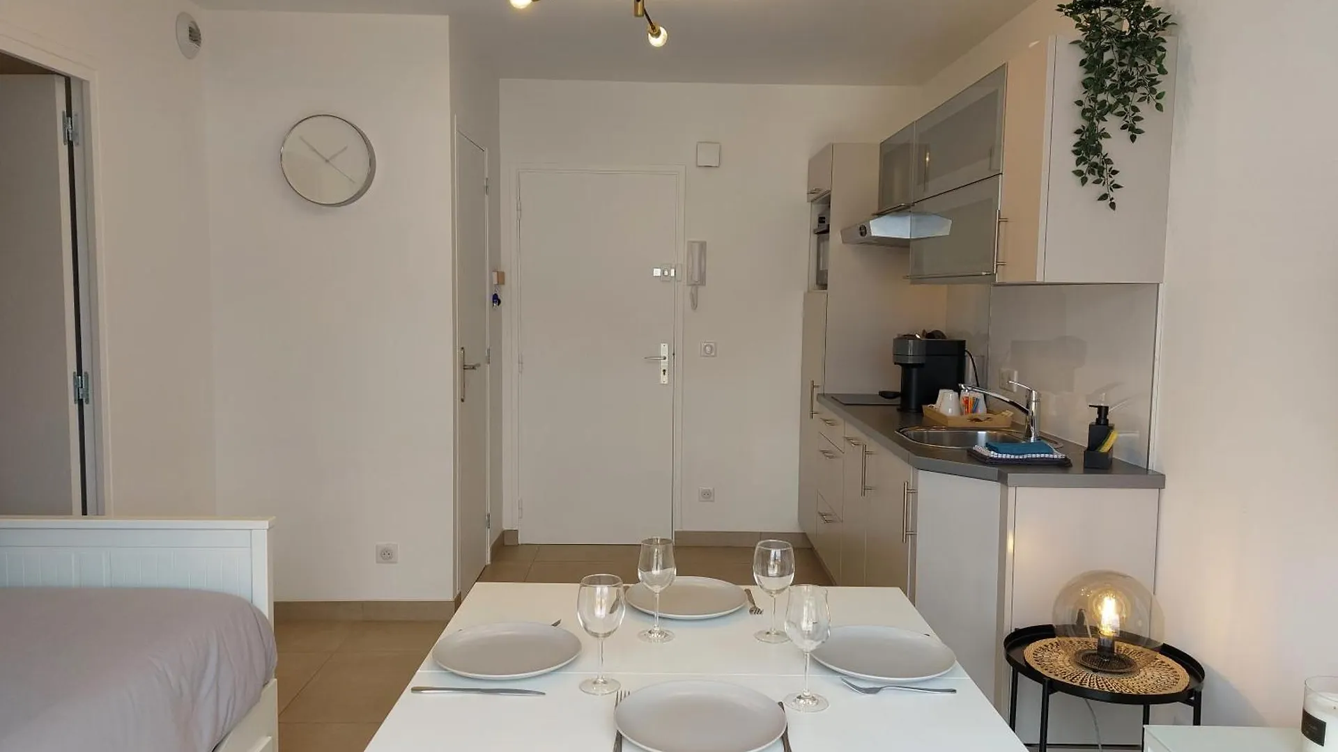Apartment T2 Au Calme, Proche Des Plages, Climatise Et Parking Prive Cagnes-sur-Mer